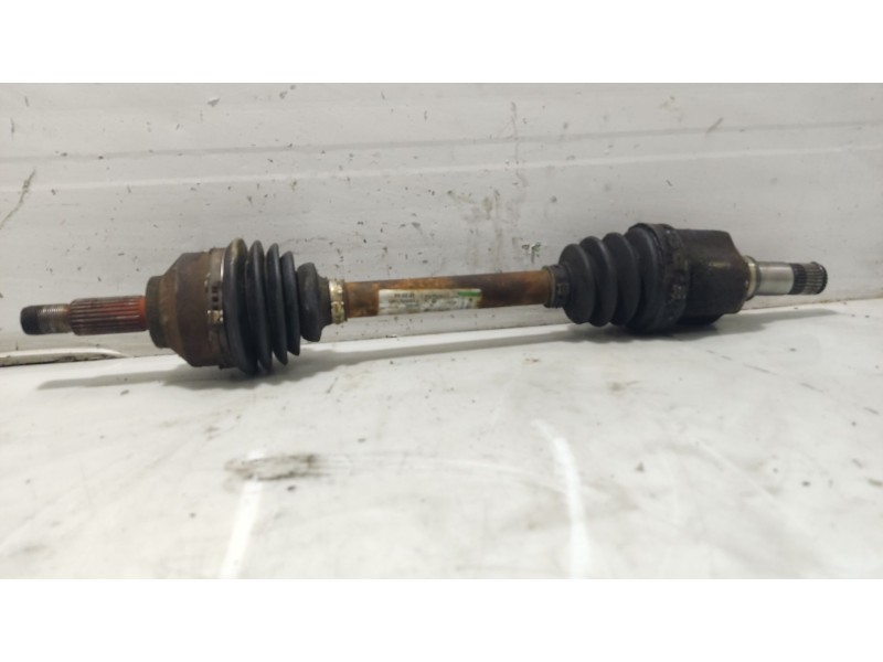 Recambio de transmision delantera izquierda para ford focus turnier (cak) ghia referencia OEM IAM 4187268 1S4W3B437AB 