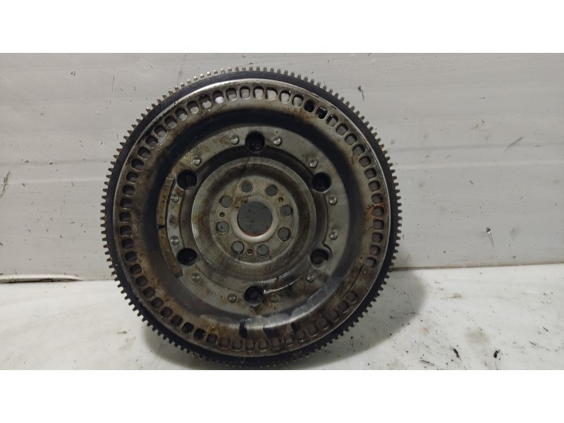 Recambio de volante motor para ford focus turnier (cak) ghia referencia OEM IAM 1566973  