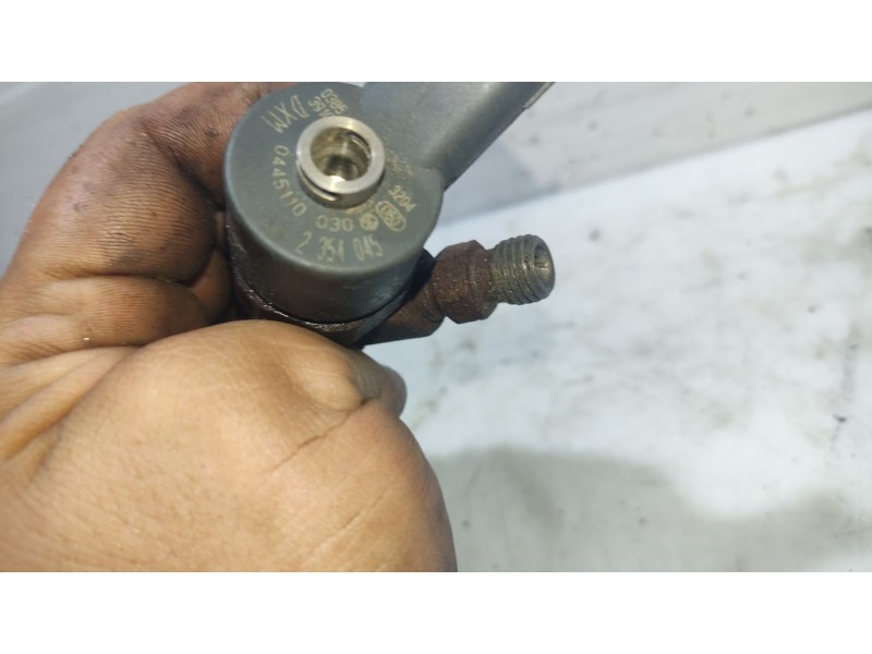 Recambio de inyector para rover serie 75 (rj) referencia OEM IAM 0445110030  2354045