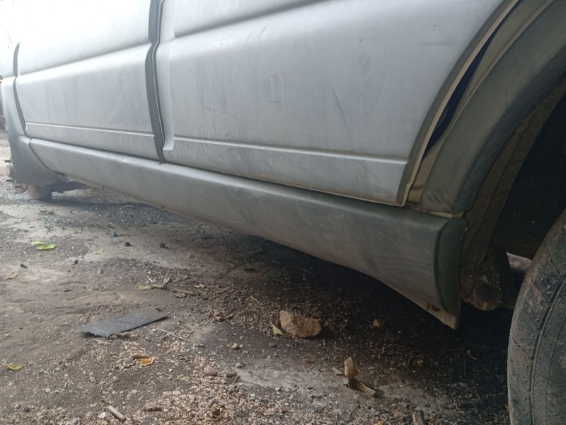 Recambio de faldon lateral para tata safari (42_fd) 2.0 d 4x4 referencia OEM IAM 00858FLI  