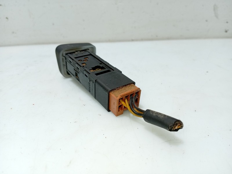 Recambio de interruptor para hyundai accent (mc) referencia OEM IAM 202002962  