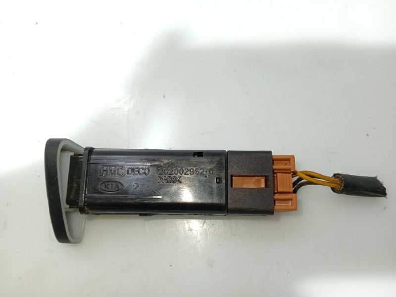 Recambio de interruptor para hyundai accent (mc) referencia OEM IAM 202002962  