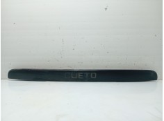 Recambio de moldura para hyundai accent (mc) referencia OEM IAM 873701E200  