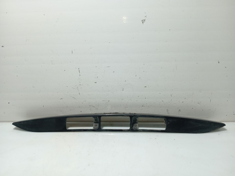 Recambio de moldura para hyundai accent (mc) referencia OEM IAM 873701E200  