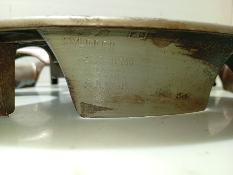 Recambio de tapacubos para hyundai accent (mc) referencia OEM IAM 529611E100  