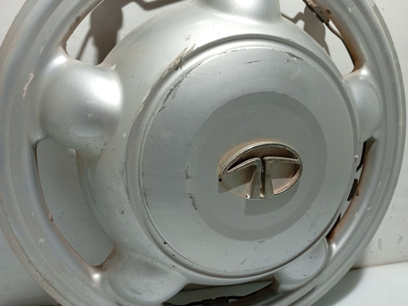 Recambio de tapacubos para tata safari (42_fd) 2.0 d 4x4 referencia OEM IAM 269940100137  