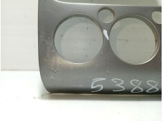 Recambio de moldura para toyota avensis t22 referencia OEM IAM 5541220700   2