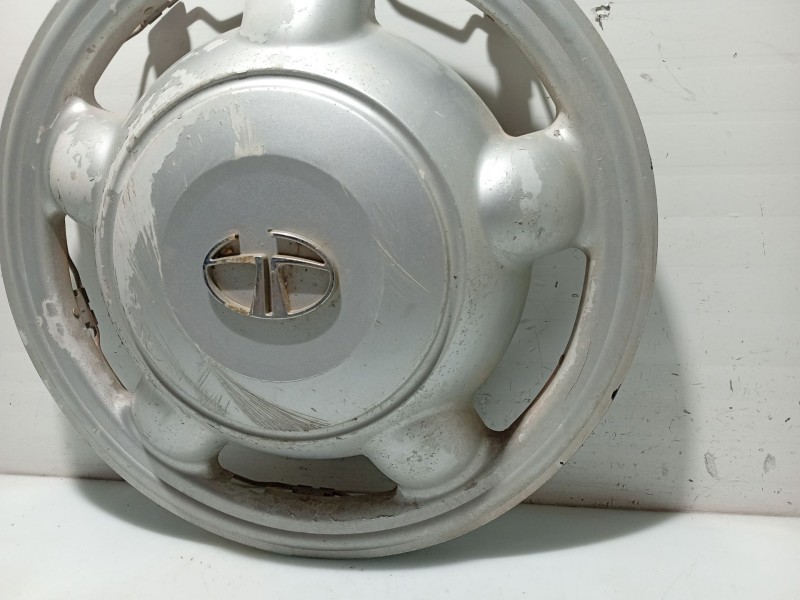 Recambio de tapacubos para tata safari (42_fd) 2.0 d 4x4 referencia OEM IAM 269940100137  