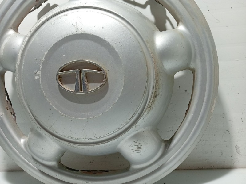 Recambio de tapacubos para tata safari (42_fd) 2.0 d 4x4 referencia OEM IAM 269940100137  