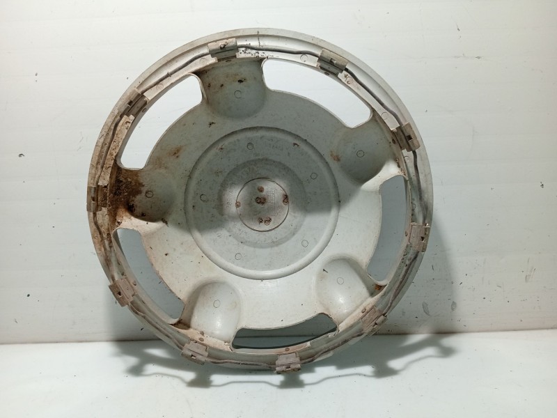 Recambio de tapacubos para tata safari (42_fd) 2.0 d 4x4 referencia OEM IAM 269940100137  