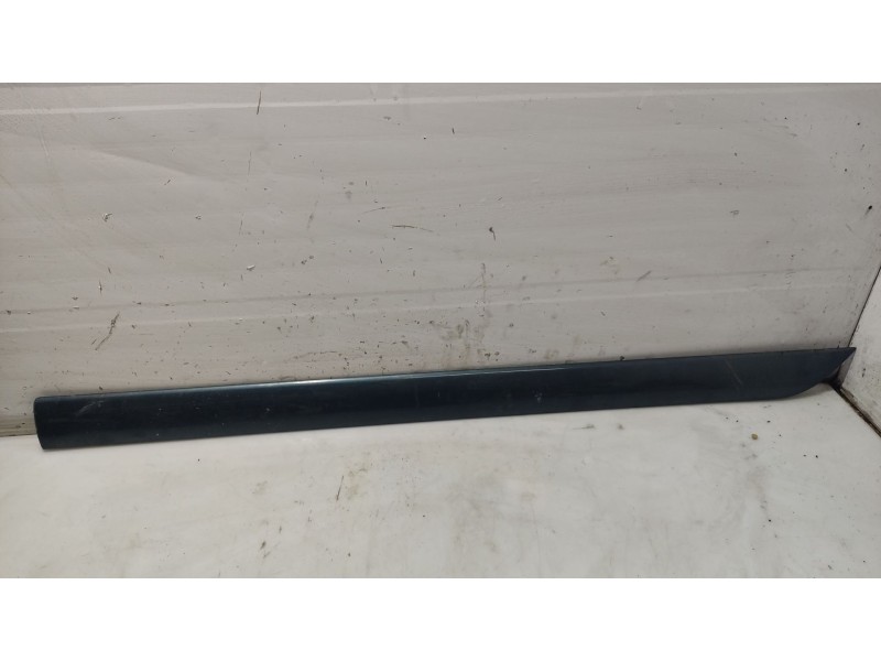 Recambio de moldura para ford focus turnier (cak) ghia referencia OEM IAM YS41A20938  