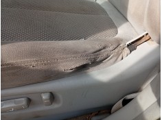 Recambio de asiento delantero izquierdo para kia carens iii monospace (un) 2.0 crdi 140 referencia OEM IAM 6065ADI   2