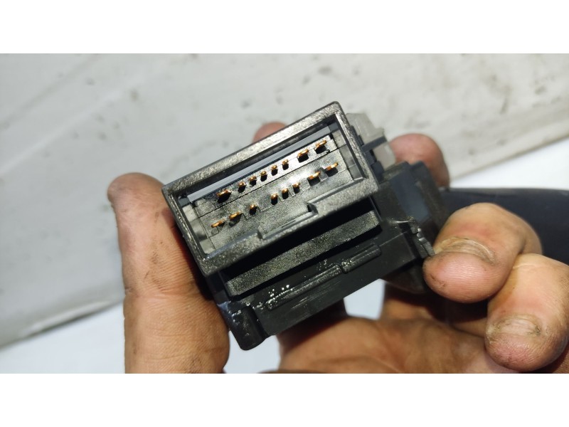 Recambio de mando intermitentes para hyundai accent (lc) referencia OEM IAM 0  