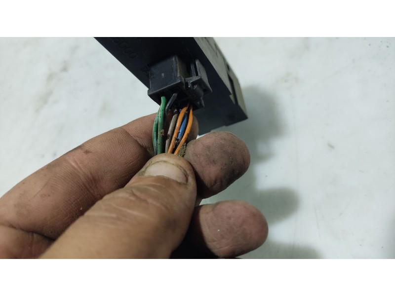 Recambio de pantalla multifuncion para hyundai accent (lc) referencia OEM IAM 0  