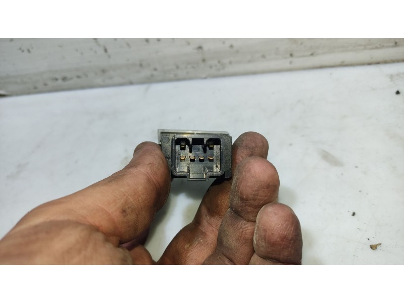 Recambio de interruptor para hyundai accent (lc) referencia OEM IAM   