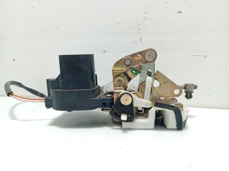 Recambio de cerradura puerta trasera derecha para mg serie 45 (rt) referencia OEM IAM FQM000160  