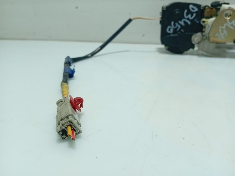 Recambio de cerradura puerta trasera derecha para mg serie 45 (rt) referencia OEM IAM FQM000160  