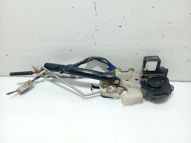 Recambio de cerradura puerta delantera derecha para mg serie 45 (rt) referencia OEM IAM   