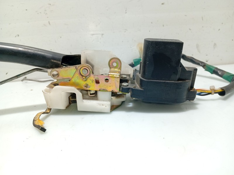 Recambio de cerradura puerta delantera izquierda para mg serie 45 (rt) referencia OEM IAM   