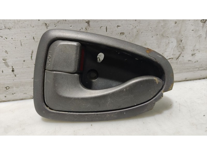 Recambio de maneta interior trasera izquierda para hyundai accent (lc) referencia OEM IAM   