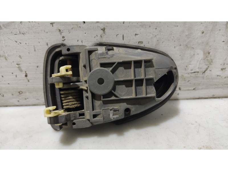 Recambio de maneta interior trasera derecha para hyundai accent (lc) referencia OEM IAM 0  