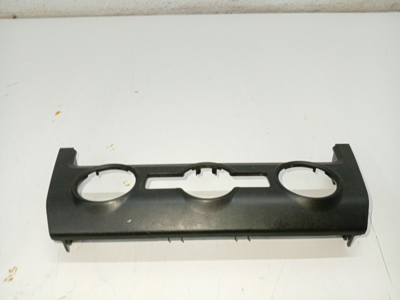 Recambio de moldura para skoda octavia iii (5e3, nl3, nr3) 1.6 tdi referencia OEM IAM 5E0863152B  