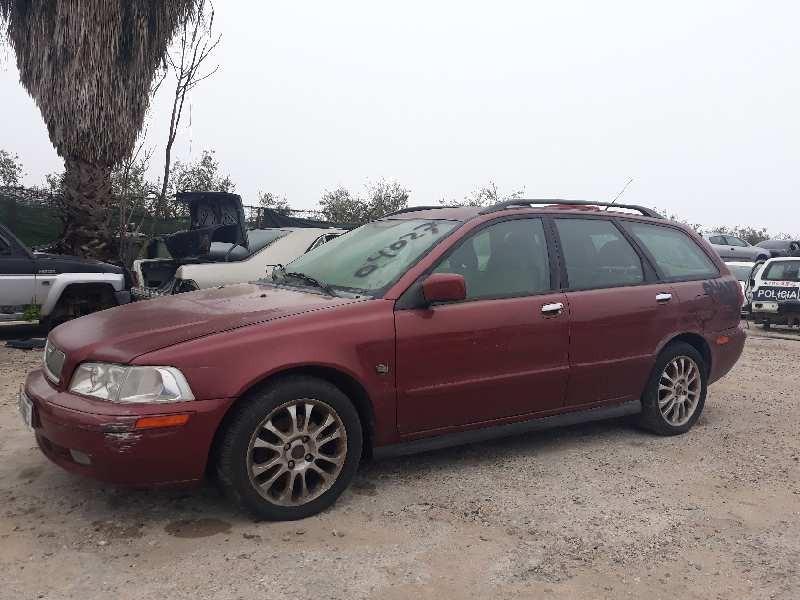 volvo v40 familiar 1.6   |   05.97 - 12.05 | 1997 - 2005 | 109 cv / 80 kw del año 1997