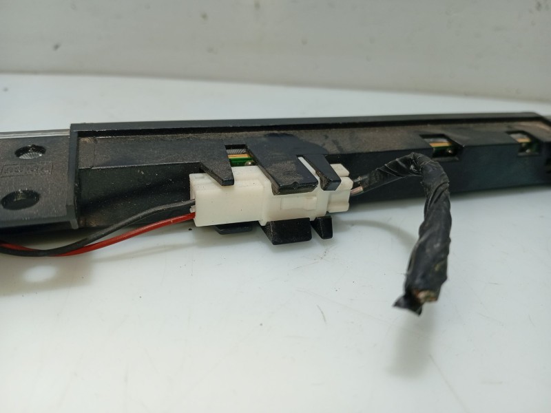 Recambio de luz central de freno para mg serie 45 (rt) referencia OEM IAM 24317001  