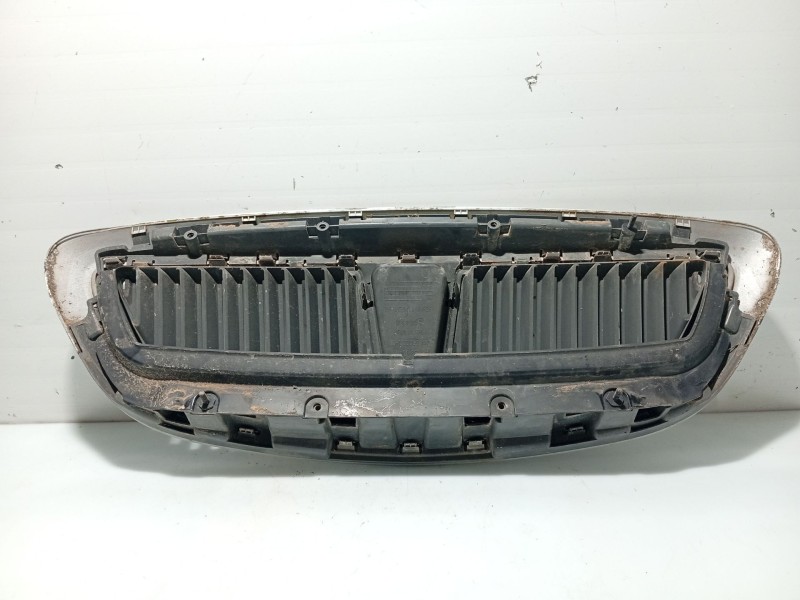 Recambio de rejilla delantera para mg serie 45 (rt) referencia OEM IAM   