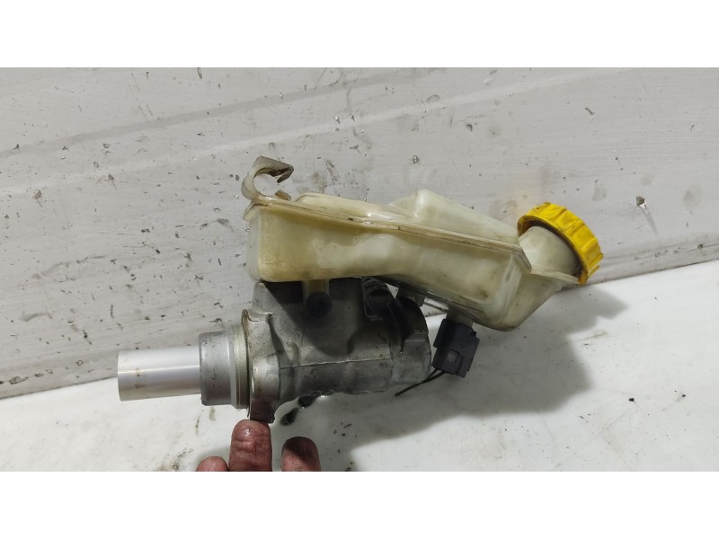 Recambio de bomba freno para mazda 2 berlina (dy) referencia OEM IAM DEY04340ZC  