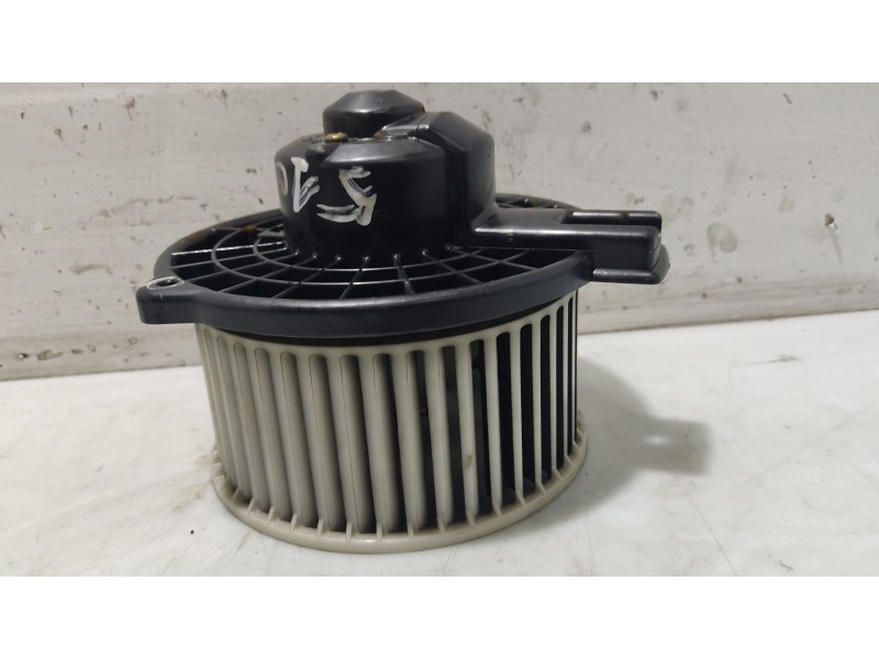 Recambio de motor calefaccion para mazda 2 berlina (dy) referencia OEM IAM   