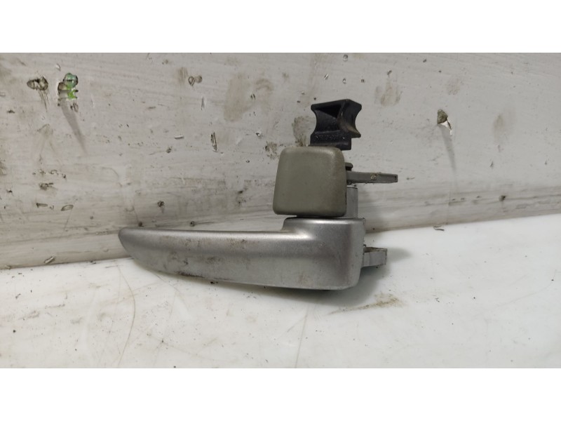 Recambio de maneta interior delantera derecha para mazda 2 berlina (dy) referencia OEM IAM D35158330C71  