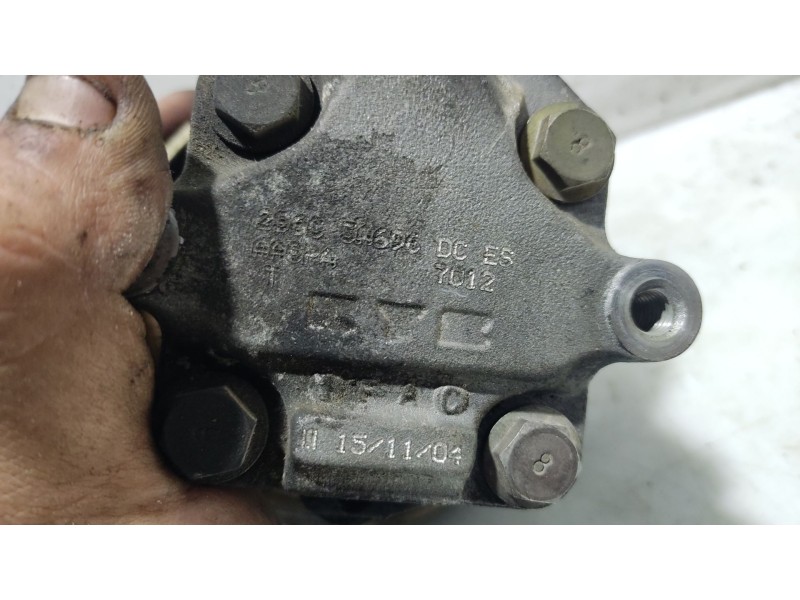 Recambio de bomba direccion para mazda 2 berlina (dy) referencia OEM IAM DD5932600B  