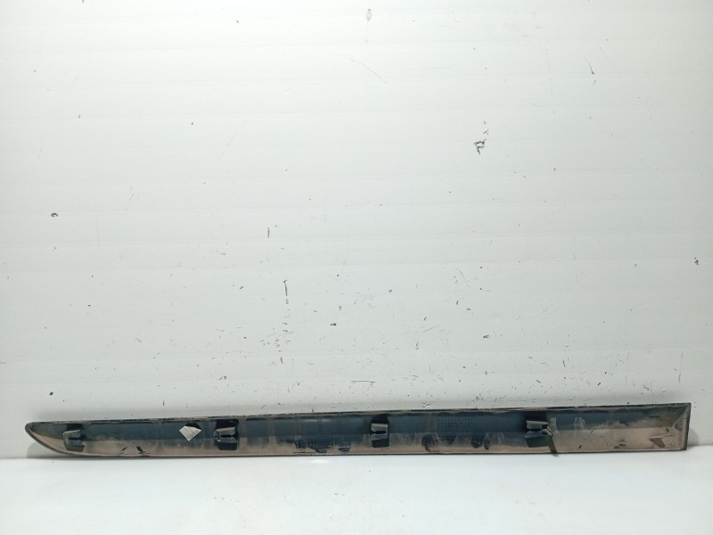 Recambio de moldura puerta trasera izquierda para peugeot 207 sw referencia OEM IAM 8546Q5 9680147677 