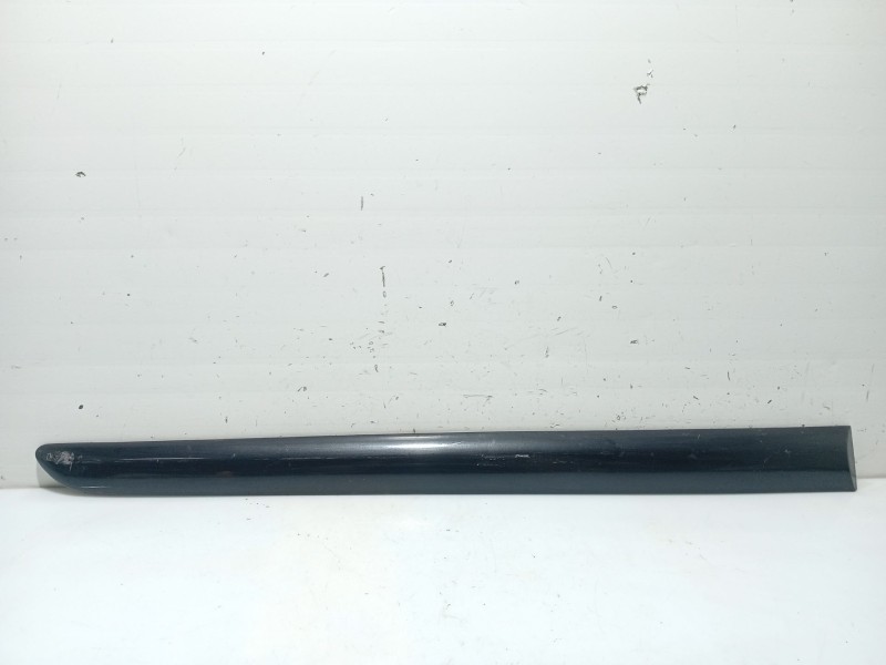 Recambio de moldura puerta trasera derecha para peugeot 207 sw referencia OEM IAM 8546Q6 9680147477 