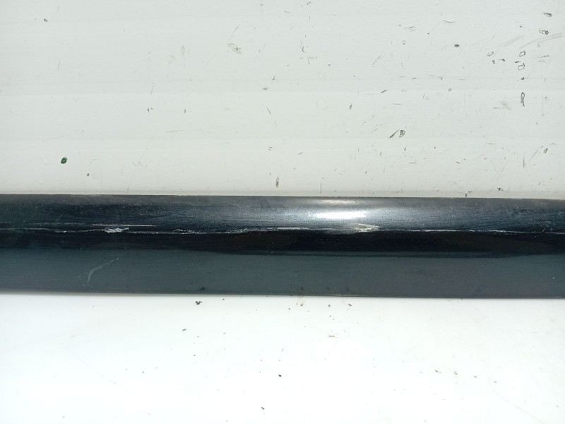 Recambio de moldura puerta delantera derecha para peugeot 207 sw referencia OEM IAM 8545CY 9680147977 