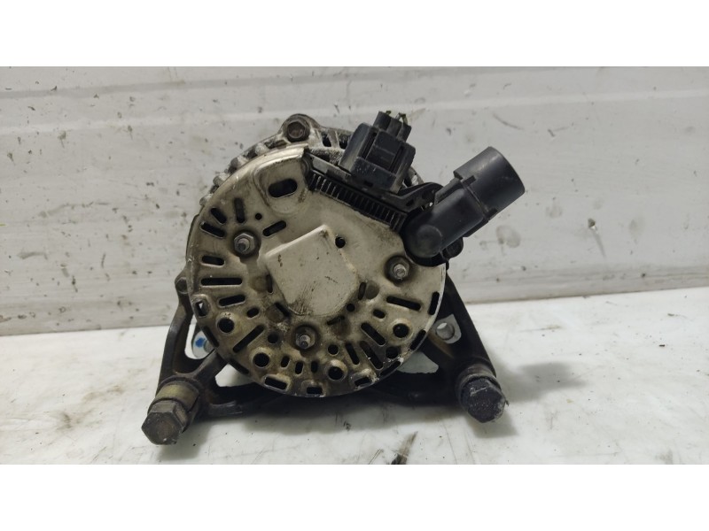 Recambio de alternador para mazda 2 berlina (dy) referencia OEM IAM 2S6TAA  