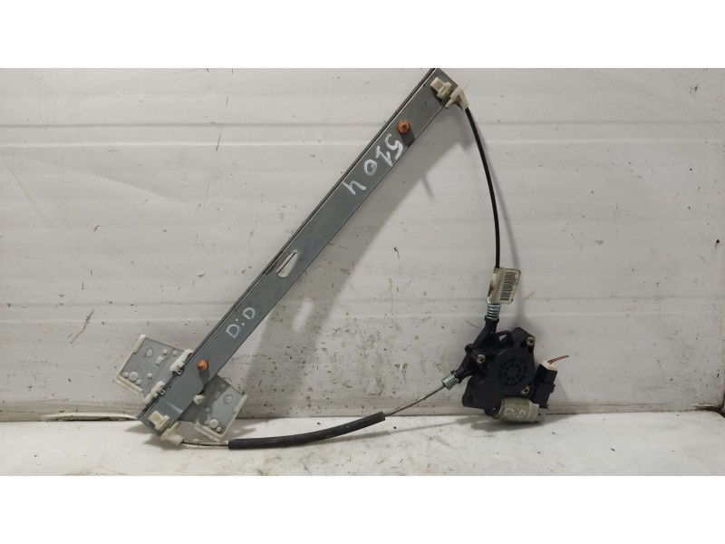 Recambio de elevalunas delantero derecho para mazda 2 berlina (dy) referencia OEM IAM DD1058560C  