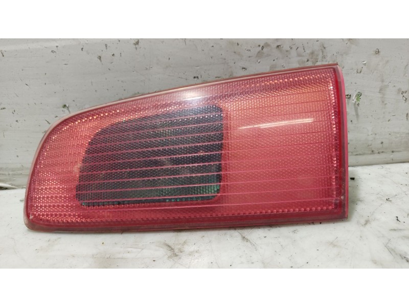 Recambio de piloto trasero derecho interior para mazda 2 berlina (dy) referencia OEM IAM DD10513F0C  