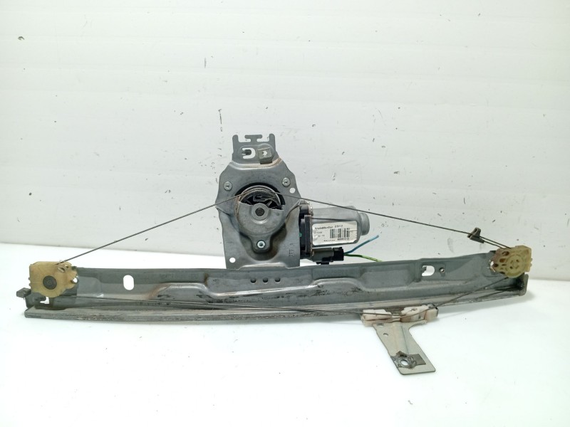 Recambio de elevalunas delantero derecho para peugeot 207 sw referencia OEM IAM 9222W9 9681182280 400912D