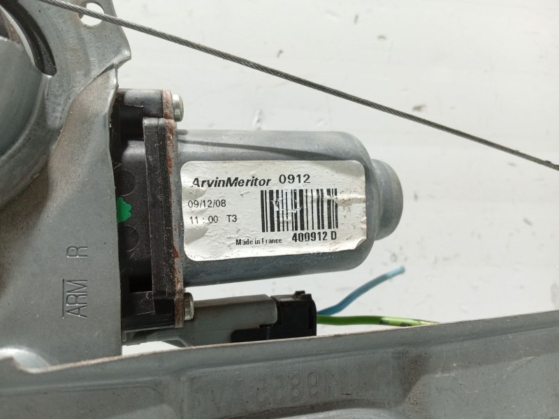 Recambio de elevalunas delantero derecho para peugeot 207 sw referencia OEM IAM 9222W9 9681182280 400912D