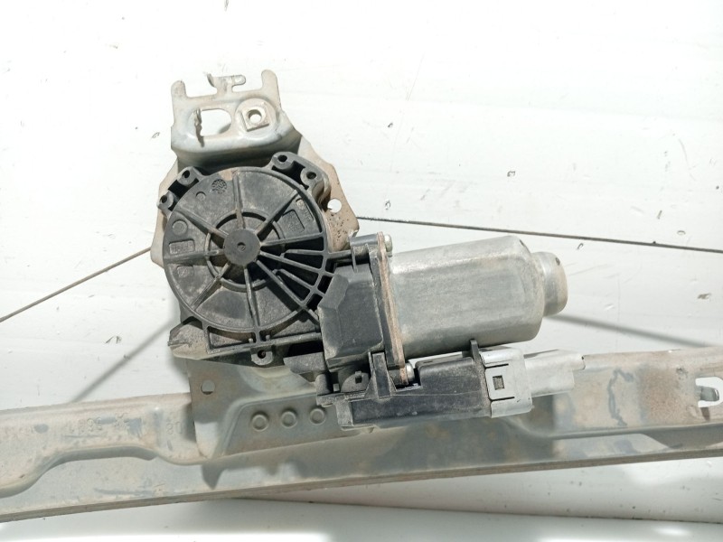 Recambio de elevalunas delantero izquierdo para peugeot 207 sw referencia OEM IAM 9221FT 9681181980 