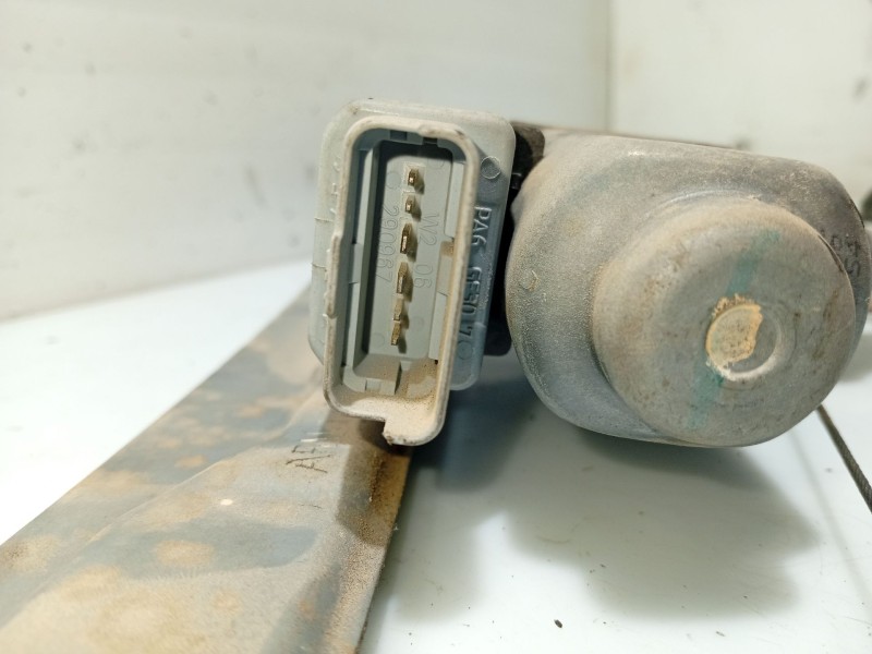 Recambio de elevalunas delantero izquierdo para peugeot 207 sw referencia OEM IAM 9221FT 9681181980 