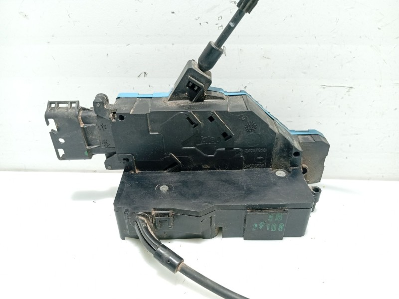 Recambio de cerradura puerta trasera izquierda para peugeot 207 sw referencia OEM IAM 9137F9  