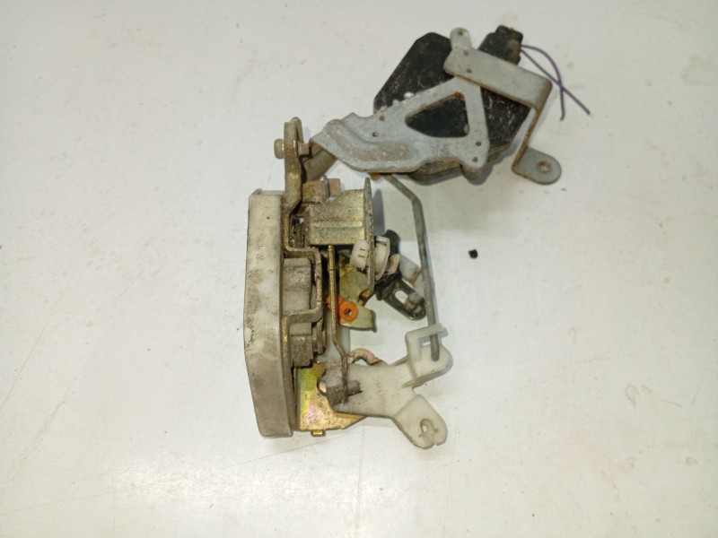 Recambio de cerradura puerta trasera izquierda para mitsubishi galant viii (ea_) 2.4 gdi (ea3a) referencia OEM IAM   