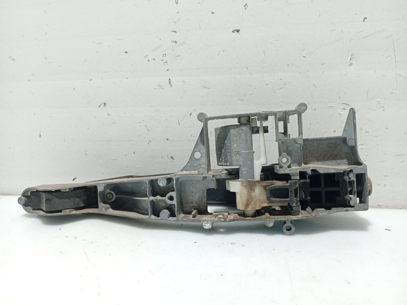 Recambio de maneta exterior trasera derecha para peugeot 207 sw referencia OEM IAM 9101GG 910969 