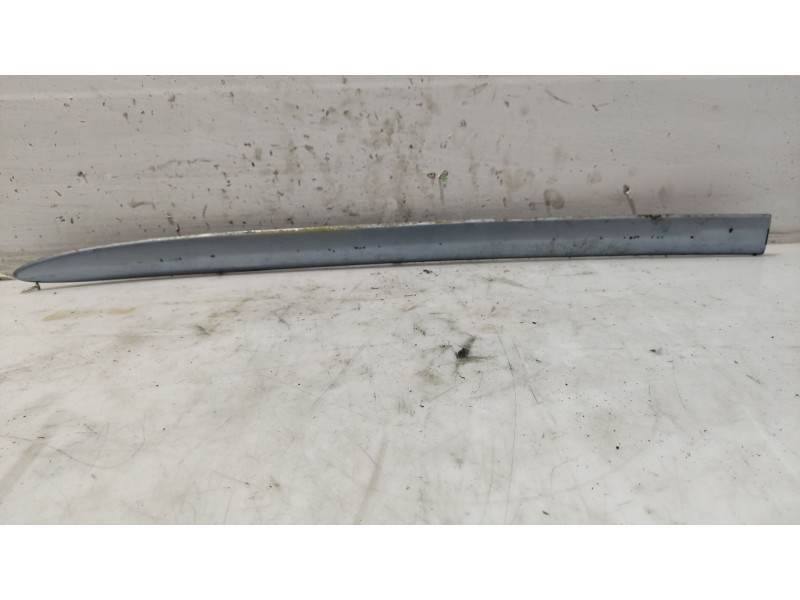 Recambio de moldura para mazda 2 berlina (dy) referencia OEM IAM   