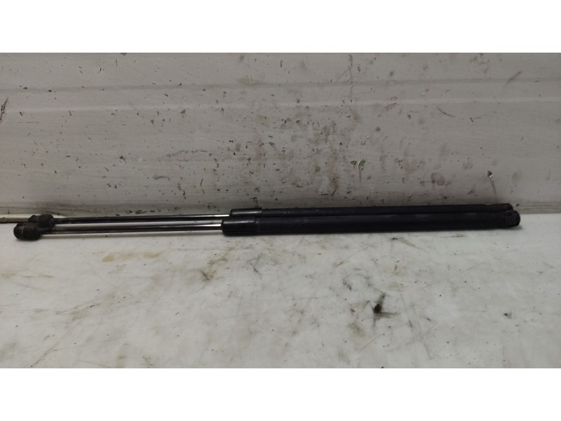 Recambio de juego amortiguadores para mazda 2 berlina (dy) referencia OEM IAM   