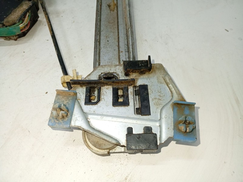 Recambio de elevalunas delantero derecho para mitsubishi galant viii (ea_) 2.4 gdi (ea3a) referencia OEM IAM 0620200094  