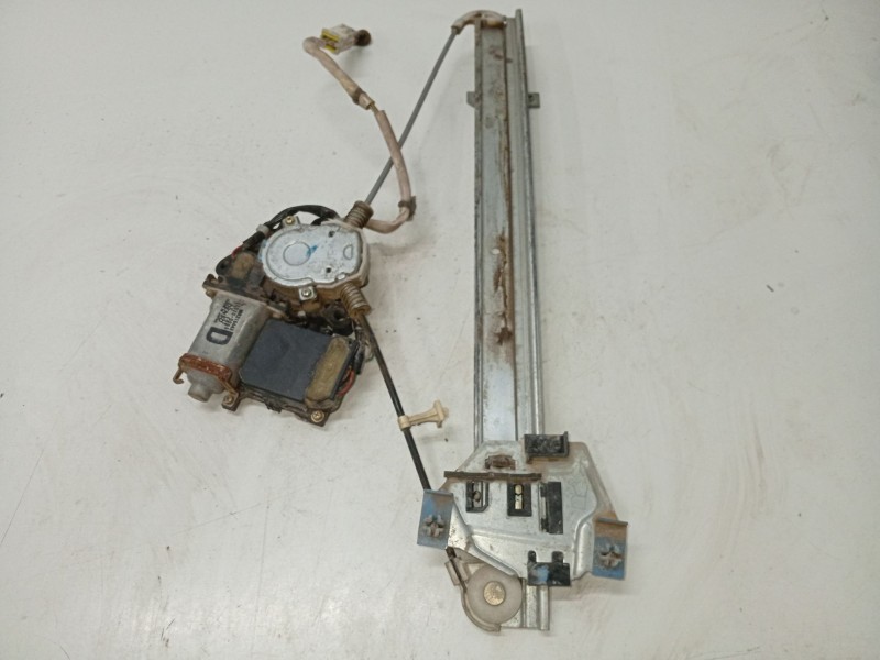 Recambio de elevalunas trasero derecho para mitsubishi galant viii (ea_) 2.4 gdi (ea3a) referencia OEM IAM   